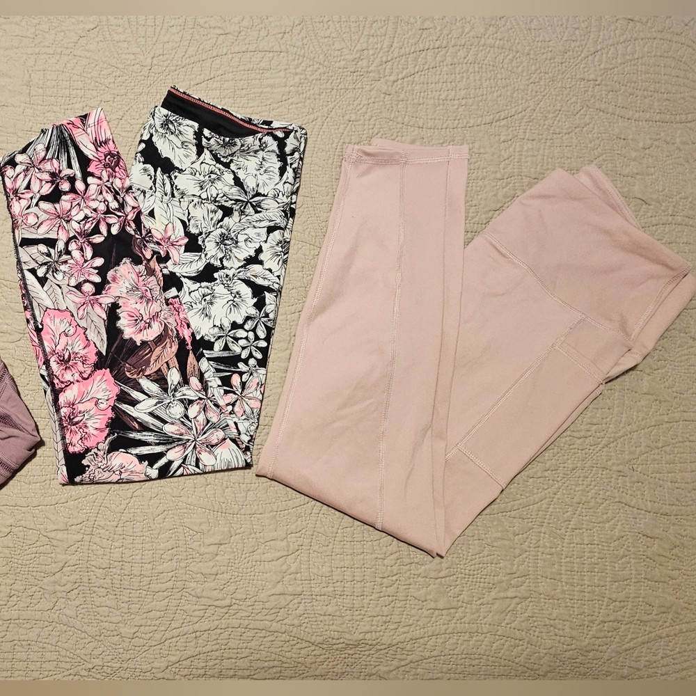 Calvin Klein Floral Leggings and Adrienne Vittadini Pink Leggings | Large